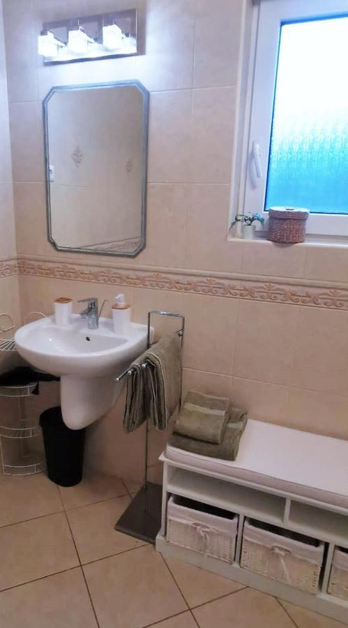 Mediterrania Apartment Keszthely Ngoại thất bức ảnh
